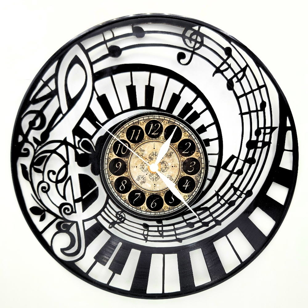 Melody in Motion – Musical Vinyl Record Wall Clock | Piano Keys & Treble Clef